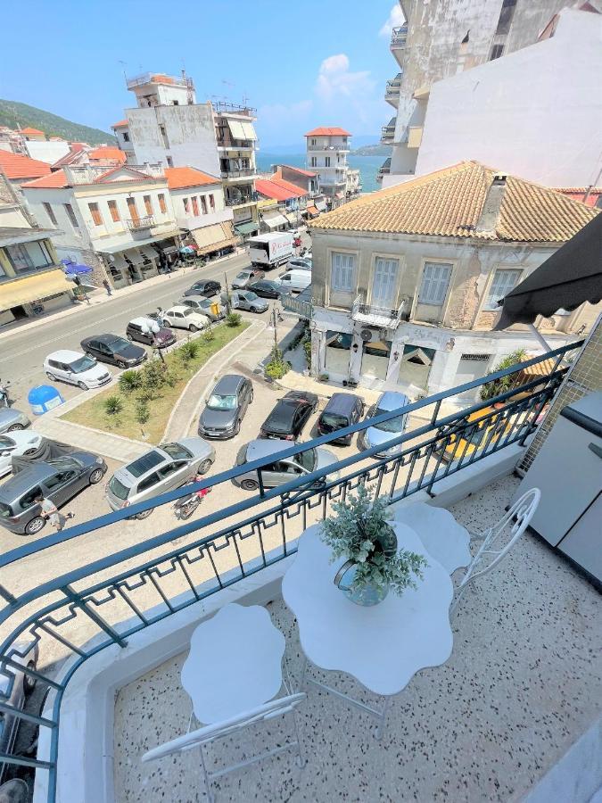 Aqua Mare Luxury Apartments Amfilochia Exterior photo
