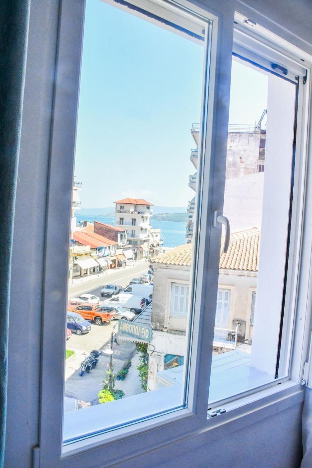 Aqua Mare Luxury Apartments Amfilochia Exterior photo